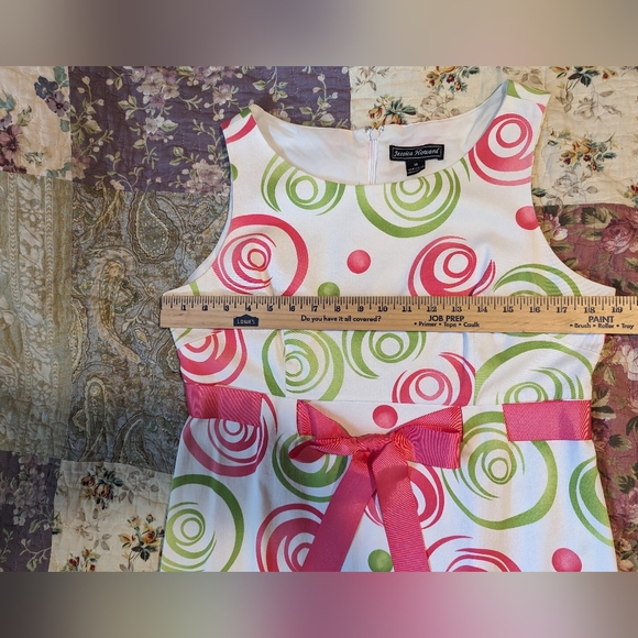 Jessica Howard Sleeveless Dress Green and Pink Swirls with ribbon belt - Picture 4 of 8